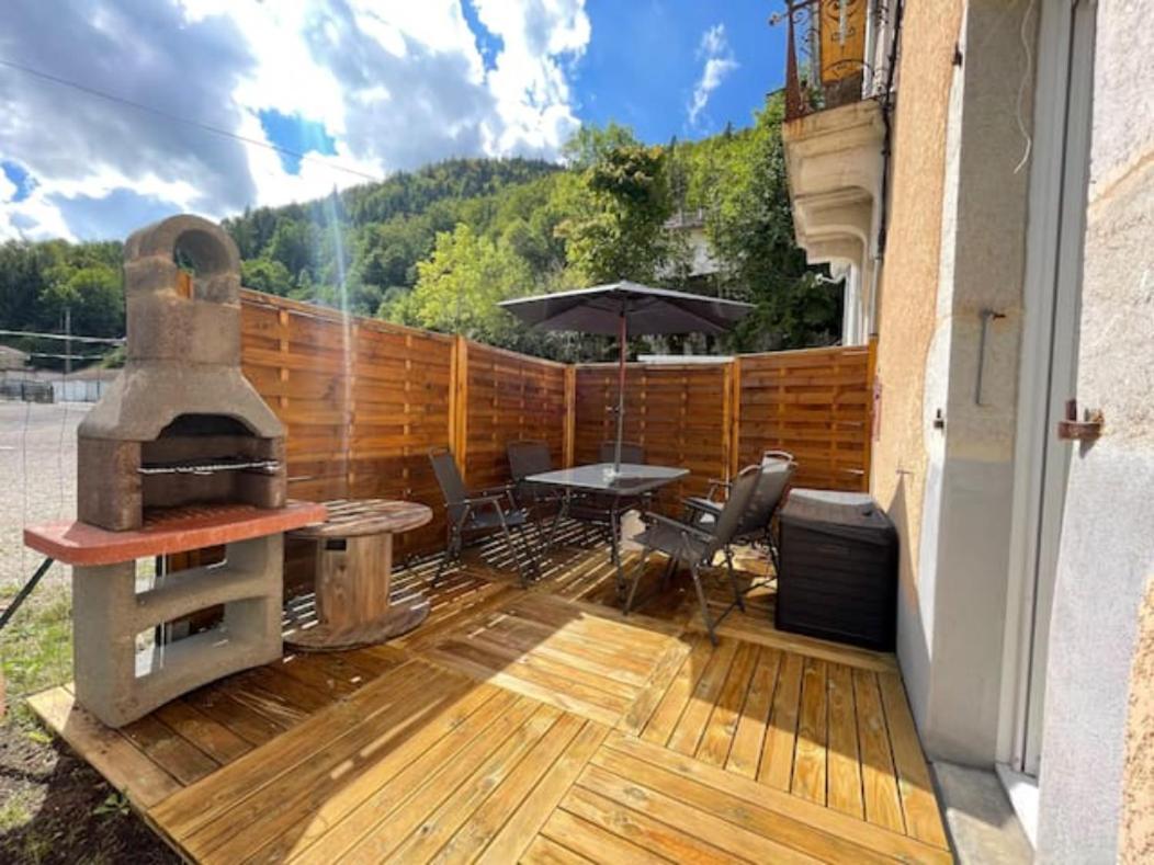 Sauna en bord de rivière Morez Esterno foto